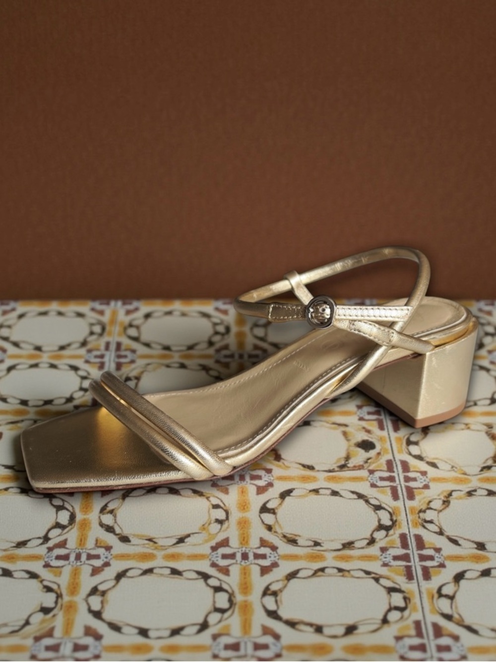 🌟SALE Aeyde Estelle Block Heel Ankle Wrap Leather Sandals Metallic Gold